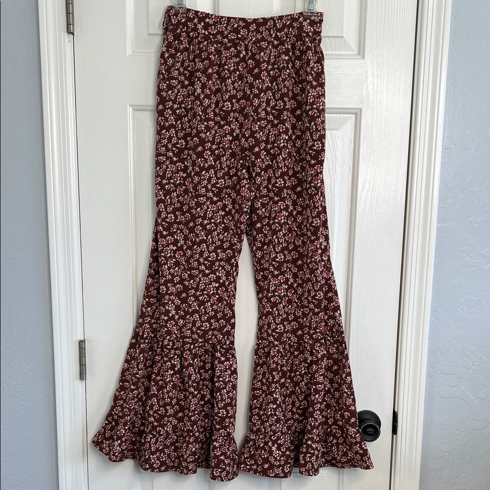 Pink Lily brown wide leg tiered flare pants pink ditsy floral size small